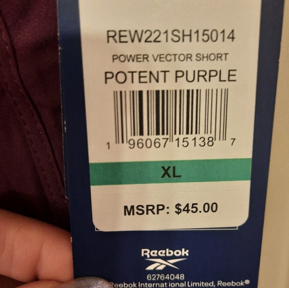 NWT Reebok women's xl shorts - Picture 3 of 7